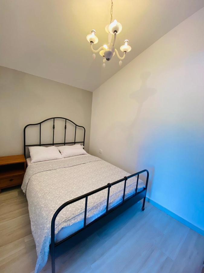 Apartma Mija-Dekani Exterior photo