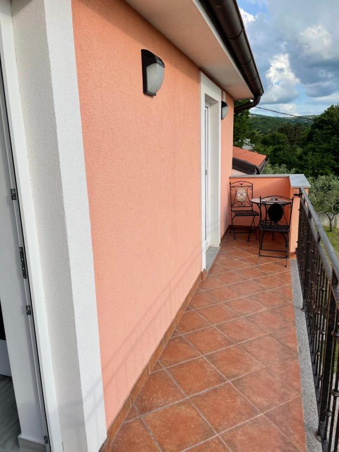 Apartma Mija-Dekani Exterior photo